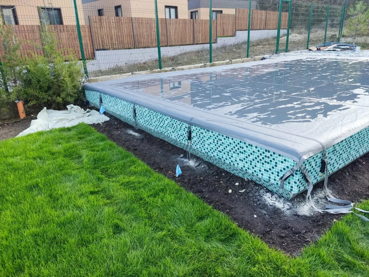 Батутное покрывало на бассейне в Уфе